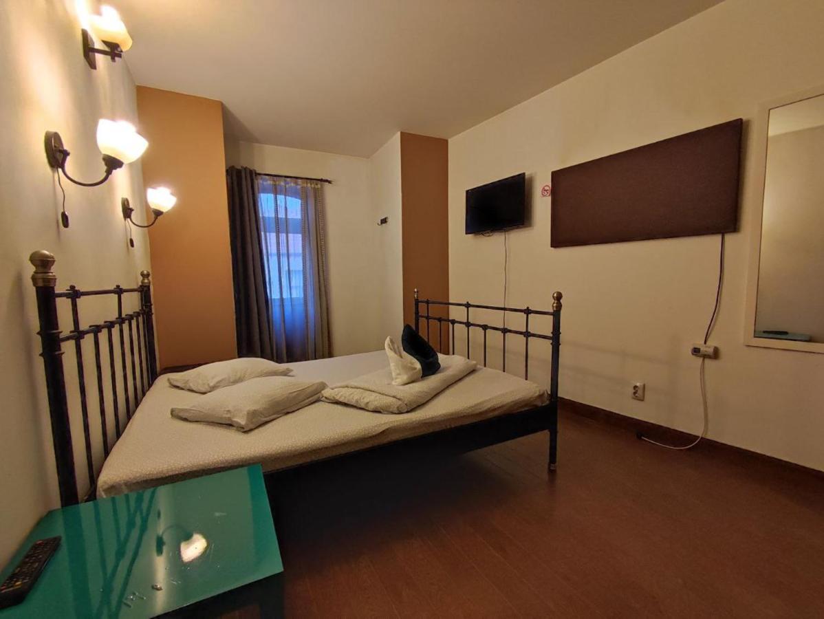 Hotel Scarlette Brašov Exteriér fotografie